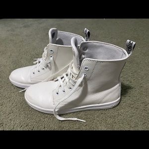 Dr Martens Layton